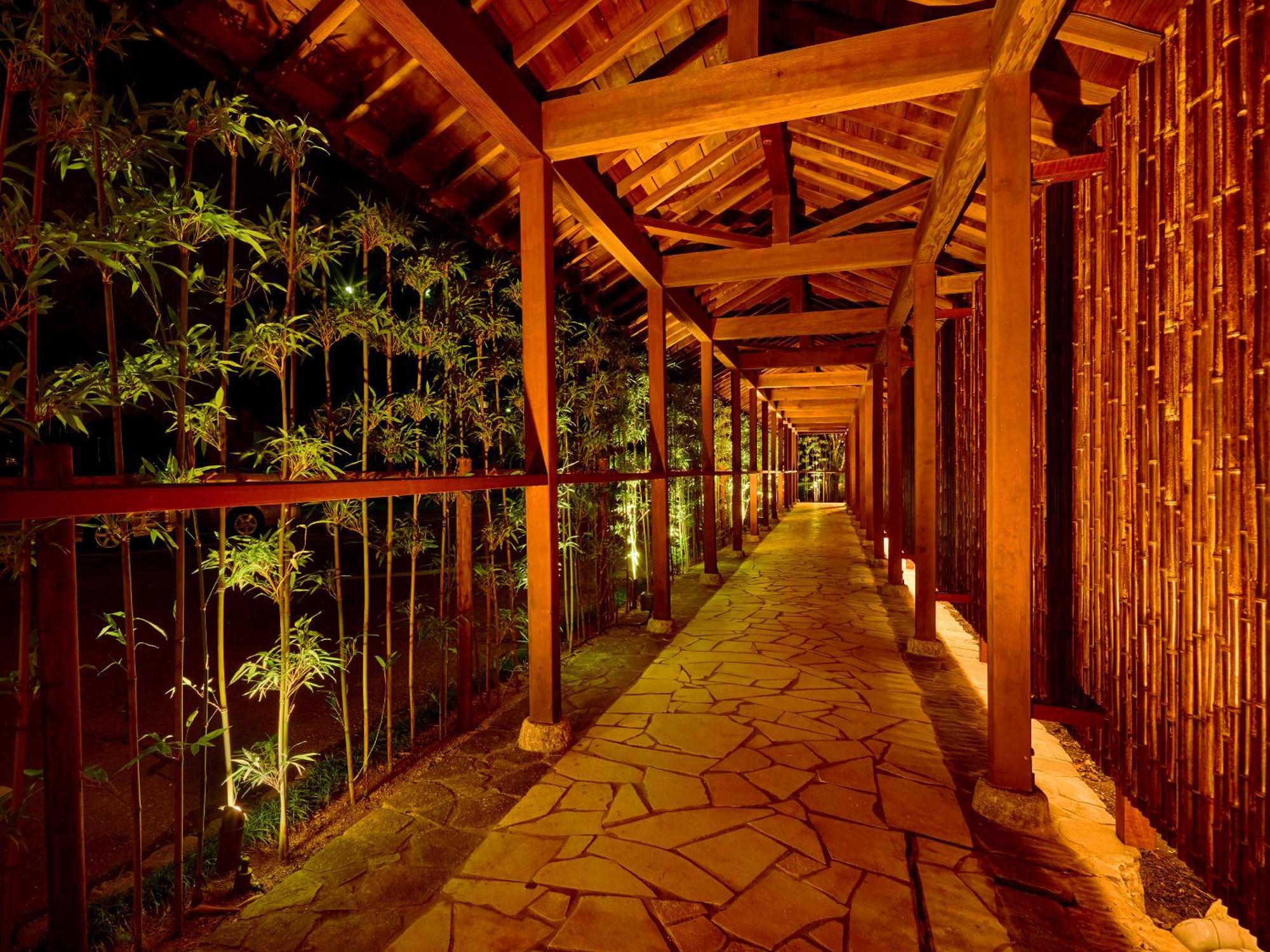 Ooedo Onsen Monogatari Premium Hotel Fugetsu Beppu Eksteriør bilde
